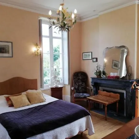 Pensionat Chateau Saint Vincent Bazas